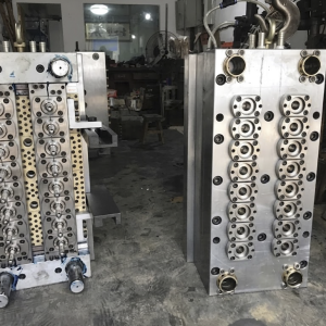 Khuôn phôi pet 16 sản phẩm